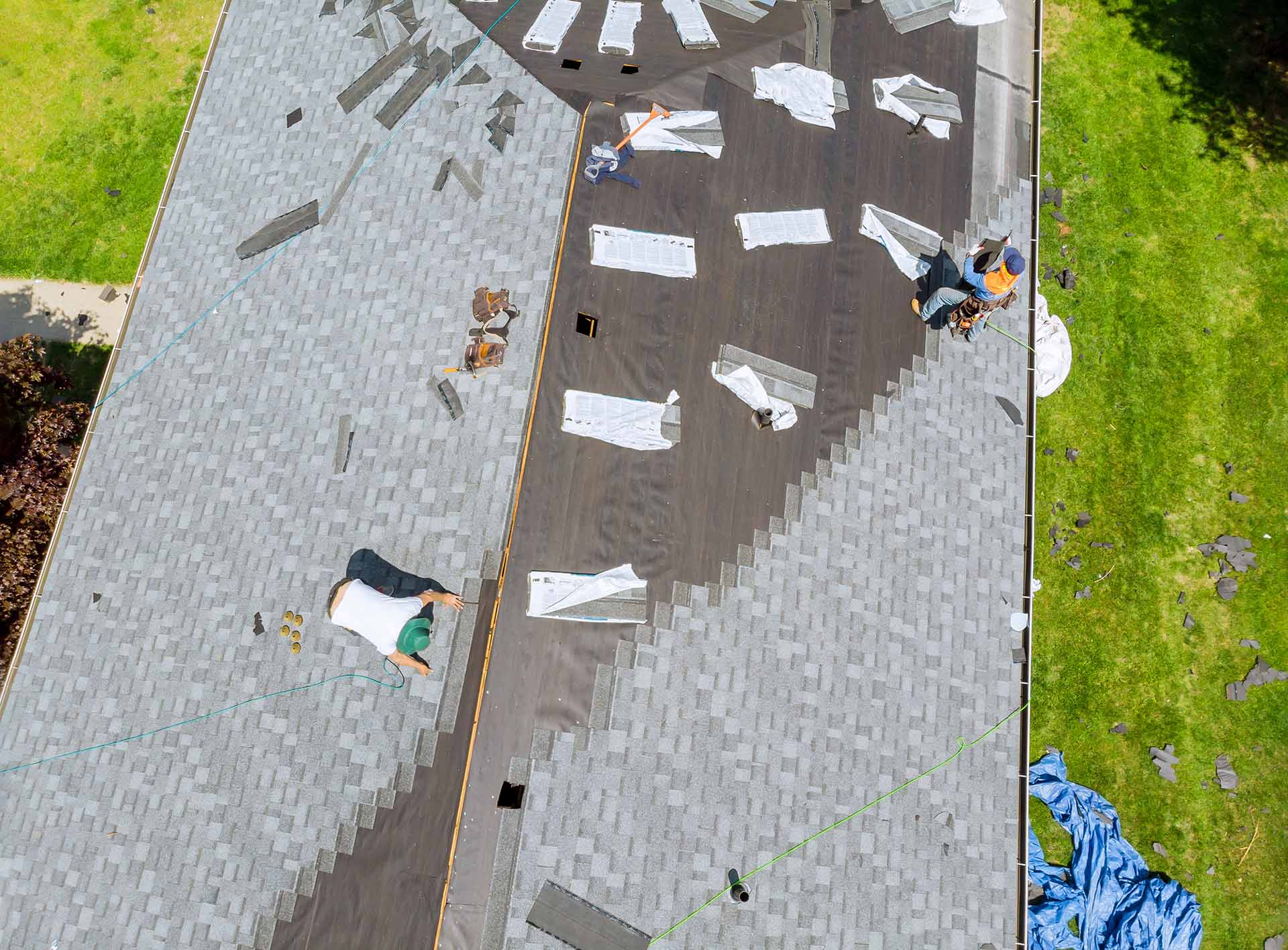 What are the signs of a bad roof?